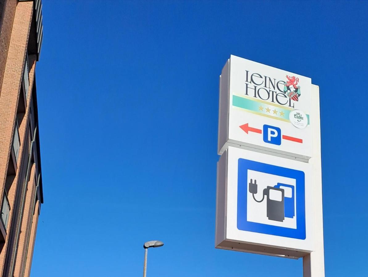 Leine Hotel Pattensen Exterior photo